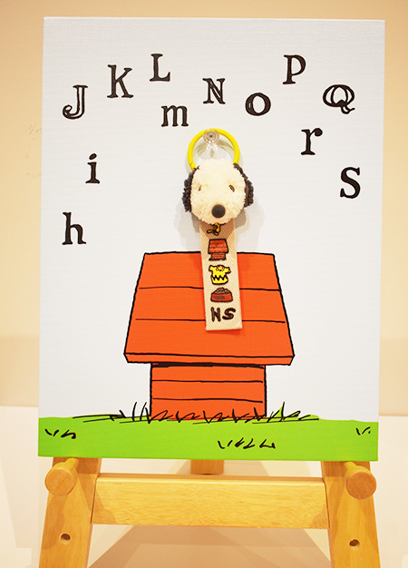 完成したマスコットタグの記念撮影/スヌーピーミュージアム（東京都/町田市）