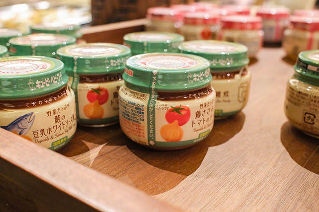 乳児用の離乳食も用意されている│子連れ宿泊レポ/亀の井ホテル 鴨川(千葉県/鴨川市)