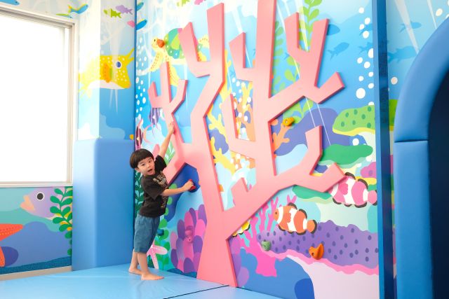 キッズパークで遊ぶ様子│子連れ宿泊レポ/亀の井ホテル 鴨川(千葉県/鴨川市)