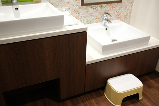 キッズデラックスルームの洗面台│宿泊レポ/蓼科グランドホテル滝の湯（長野県/茅野市）