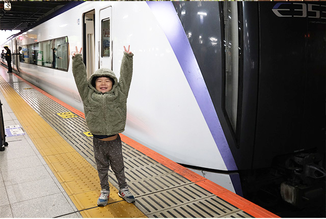 新宿駅の特急あずさ│宿泊レポ/蓼科グランドホテル滝の湯（長野県/茅野市）
