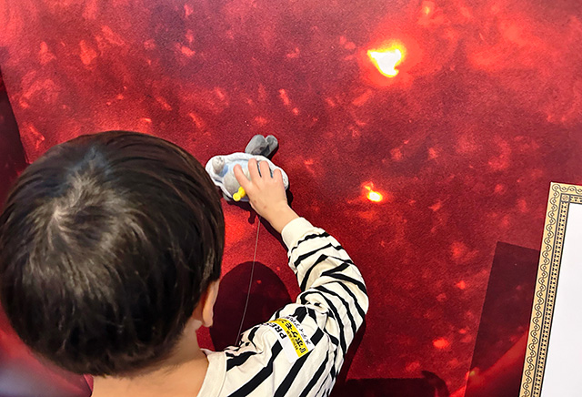 太陽の磁力を感じることのできる展示/相模原市博物館「ポケモン天文台」(神奈川県/相模原市)