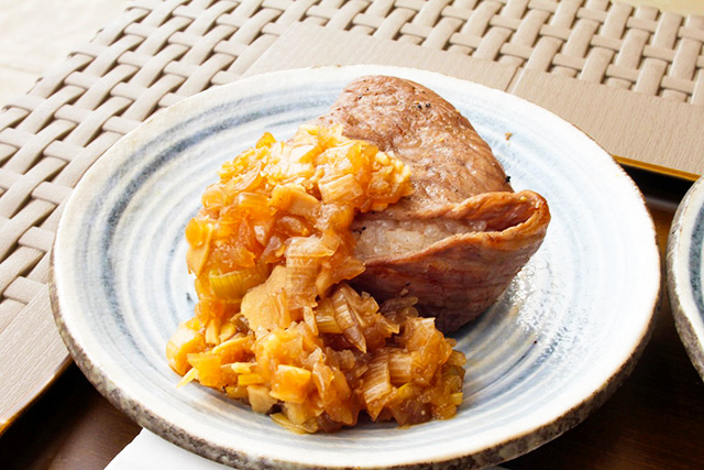 淡路和牛肉巻きおむすび/道の駅うずしお(兵庫県南/あわじ市)