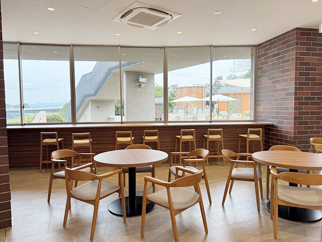 2階の飲食スペース/道の駅うずしお(兵庫県南/あわじ市)