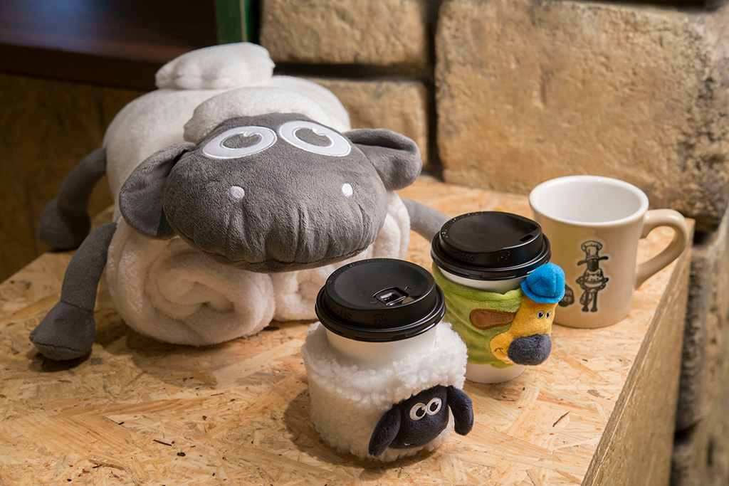 グッズ各種/ひつじのショーンビレッジ ショップ＆カフェ（町田）