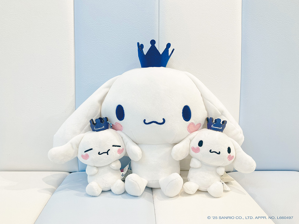 「王冠ぬいぐるみ」各種/シナモロール カフェ（新宿）