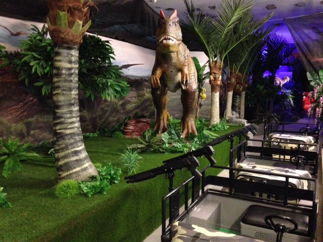 迫力ある恐竜たちに出会える/別府ラクテンチ(大分県/別府市)