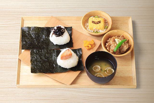 「Myおむすびプレート」（2むすび2さいセット）/ヤンマーミュージアム（滋賀県/長浜市）