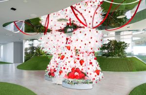 東京・サンシャイン60展望台で「てんぼうパーク いちごびより」開催　海抜251mの空の公園でいちごピクニックを満喫