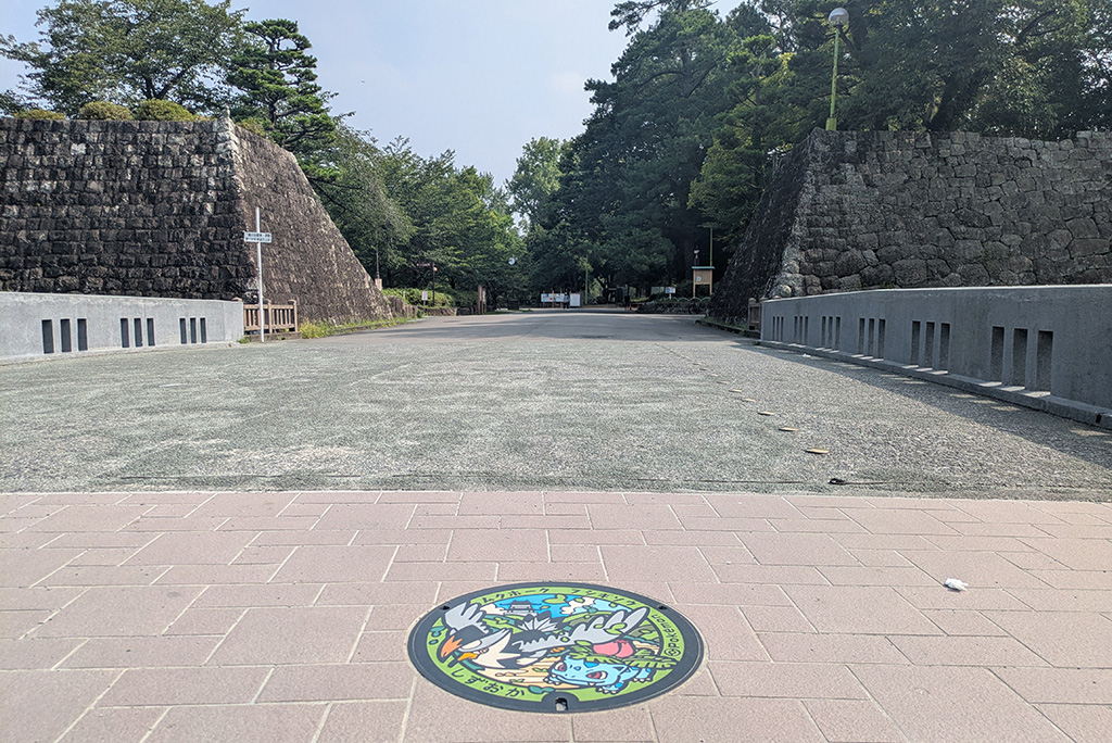 駿府城公園のポケふた「ムクホーク・フシギソウ」がある場所(静岡県/静岡市)