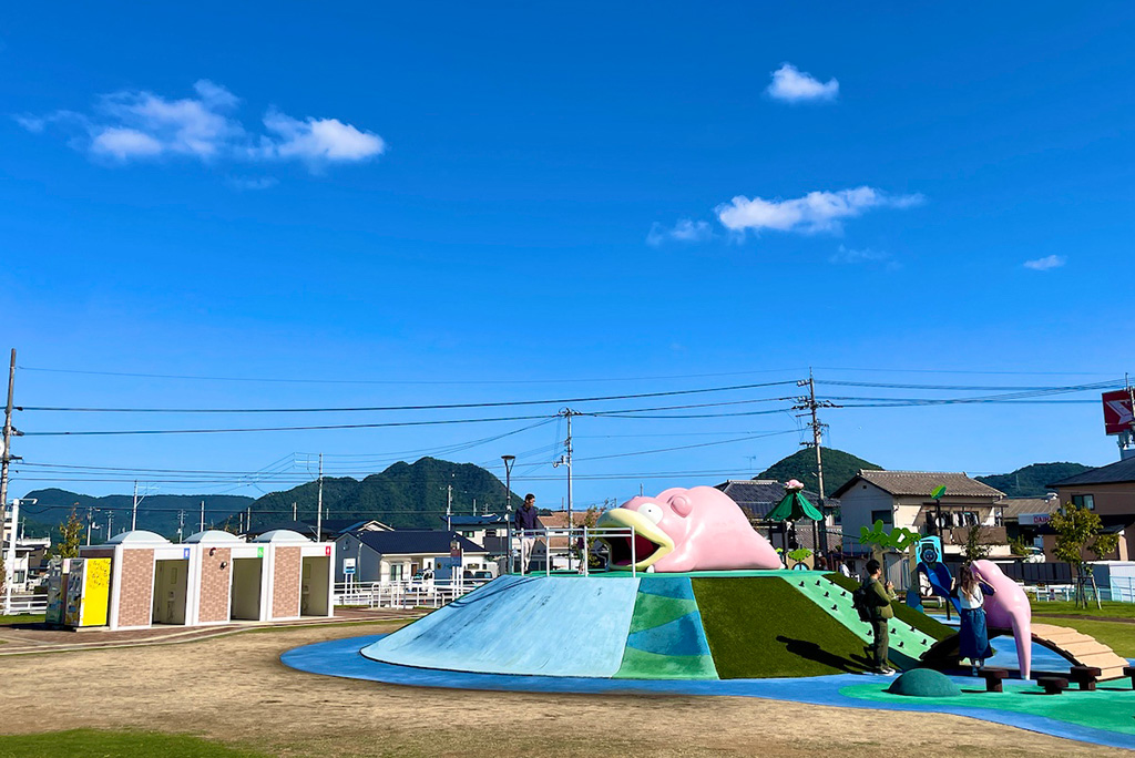 ひだまり公園あやがわ(ヤドン公園)のポケふた「ヤドン・ガラルヤドン・シェルダー」がある場所(香川県/綾川町)