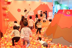 奈良県の室内アスレチック・室内遊び場！大型遊具・ボールプール・赤ちゃん設備も