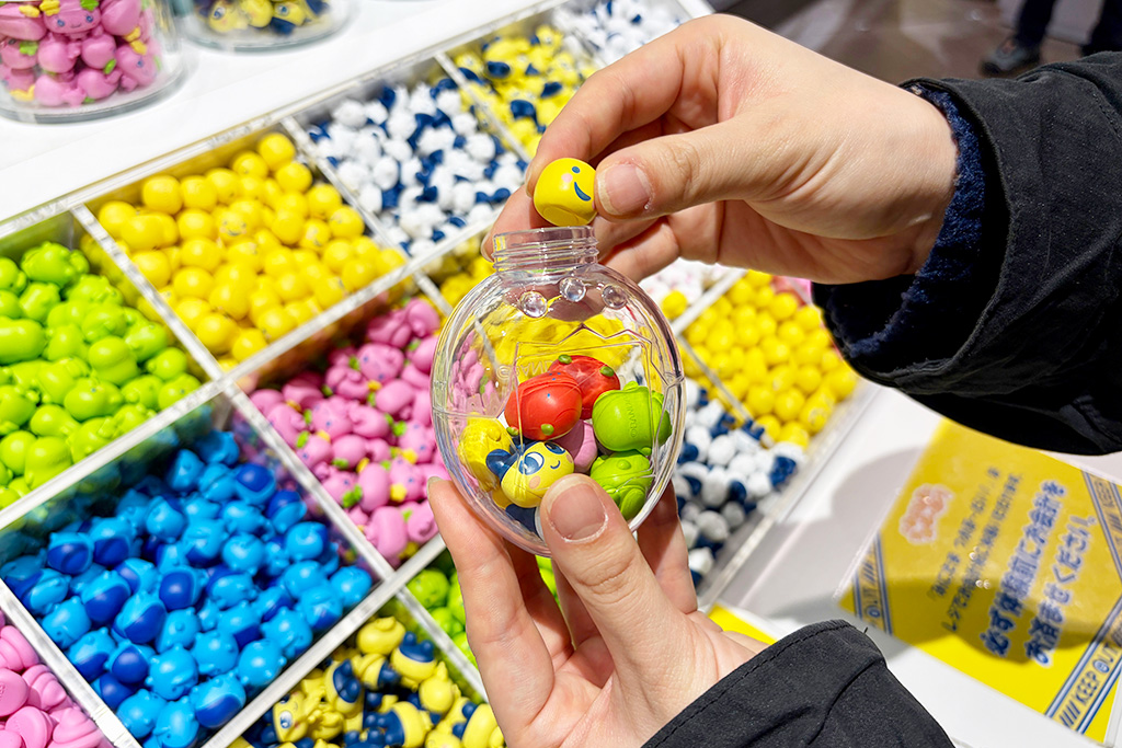 「みにたま つめほ～だい！」の専用ボトル/たまごっち公式ショップ『たまごっち ふぁくとり～！』