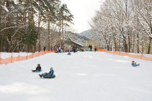 長野・国営アルプスあづみの公園で「冬の公園で遊ぼう！」開催　そり・スノーシュー・歩くスキーがレンタル無料！