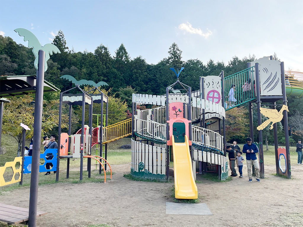 わくわく恐竜広場/丹兵庫県立丹波並木道中央公園 （兵庫県/丹波篠山市）