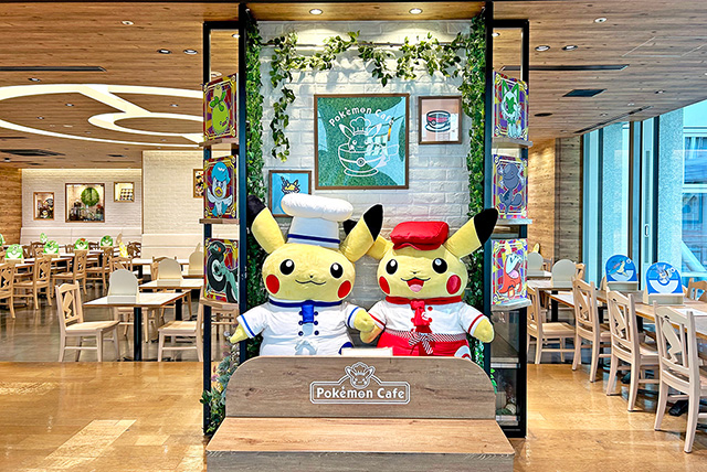 シェフピカチュウ・ウェイトレスピカチュウのぬいぐるみ/ポケモンカフェ（東京都/中央区）