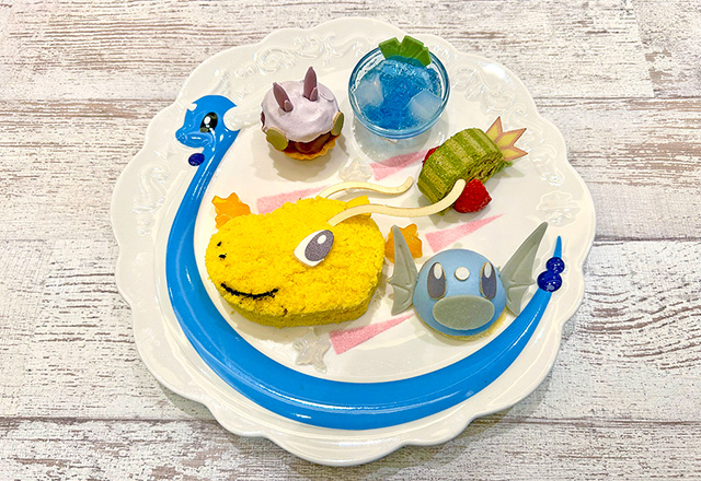 ハクリュープレートのドラゴンタイプスイーツセット/ポケモンカフェ（東京都/中央区）
