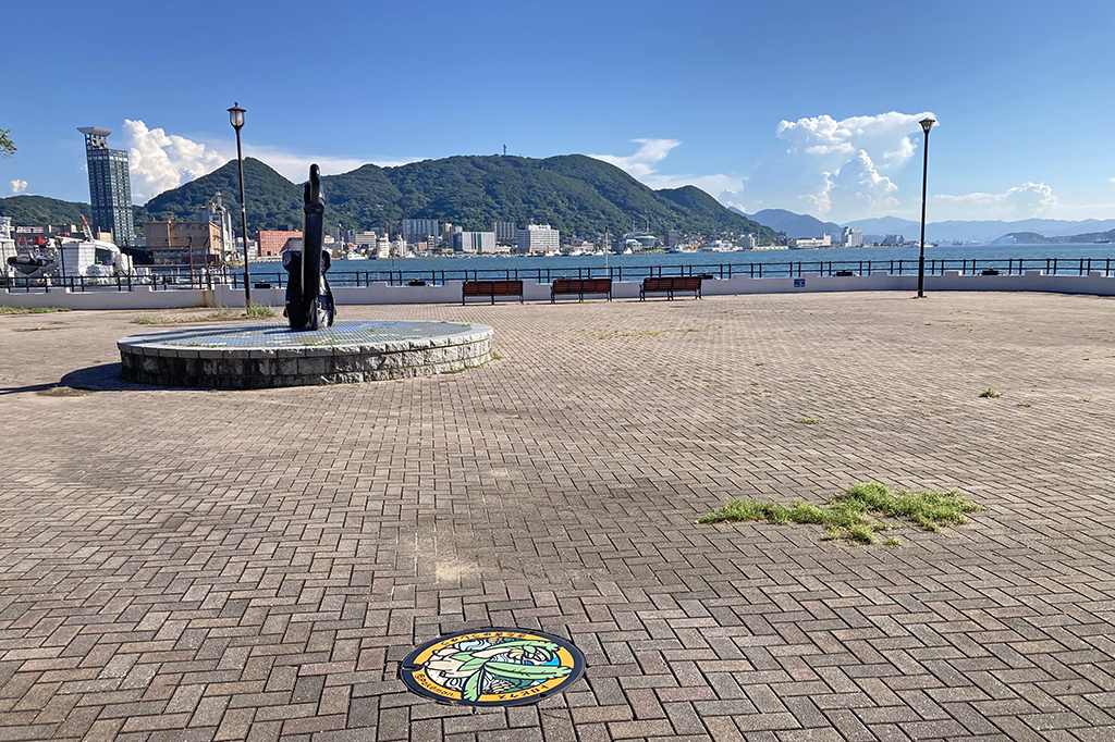 ノーフォーク広場のポケふた「トロピウス」がある場所（福岡県／北九州市）