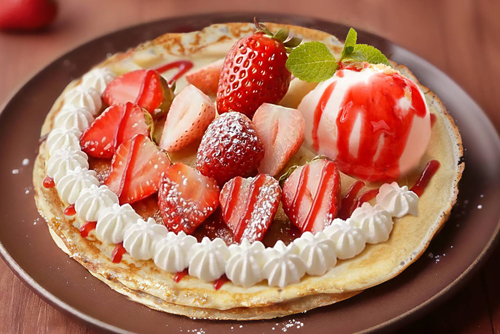 「旅するいちごのクレープリー」│Yokohama Strawberry Festival/横浜赤レンガ倉庫（神奈川県/横浜市）