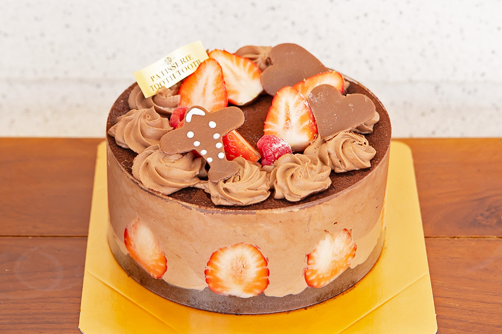 バレンタインデコレーションのオリジナルケーキ/KIDS KITCHEN（兵庫県/神戸市）