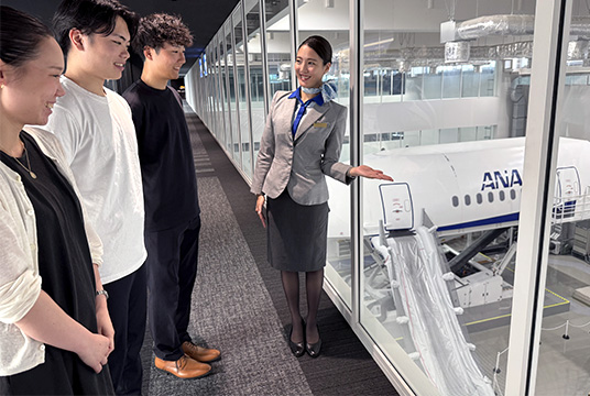 ANA Blue Base Tour（東京都大田区）現役社員が案内するANAグループ教育訓練施設の見学ツアー