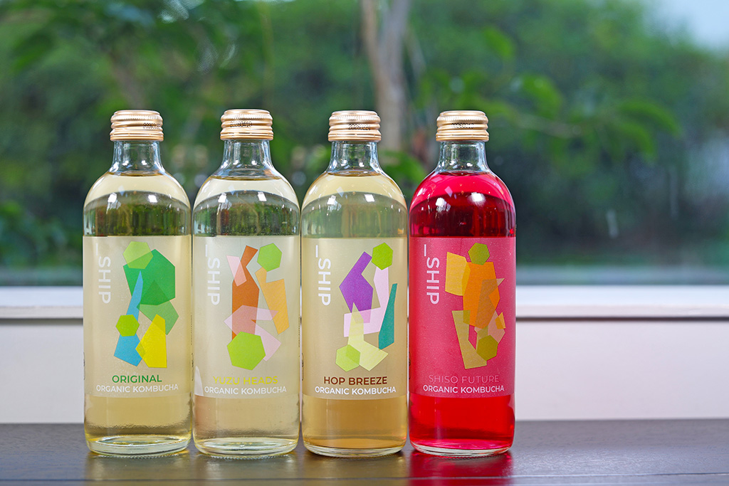左から「_SHIP KOMBUCHA」の「ORIGINAL」、「YUZU HEADS」、「HOP BREEZE」、「SHISO FUTURE」