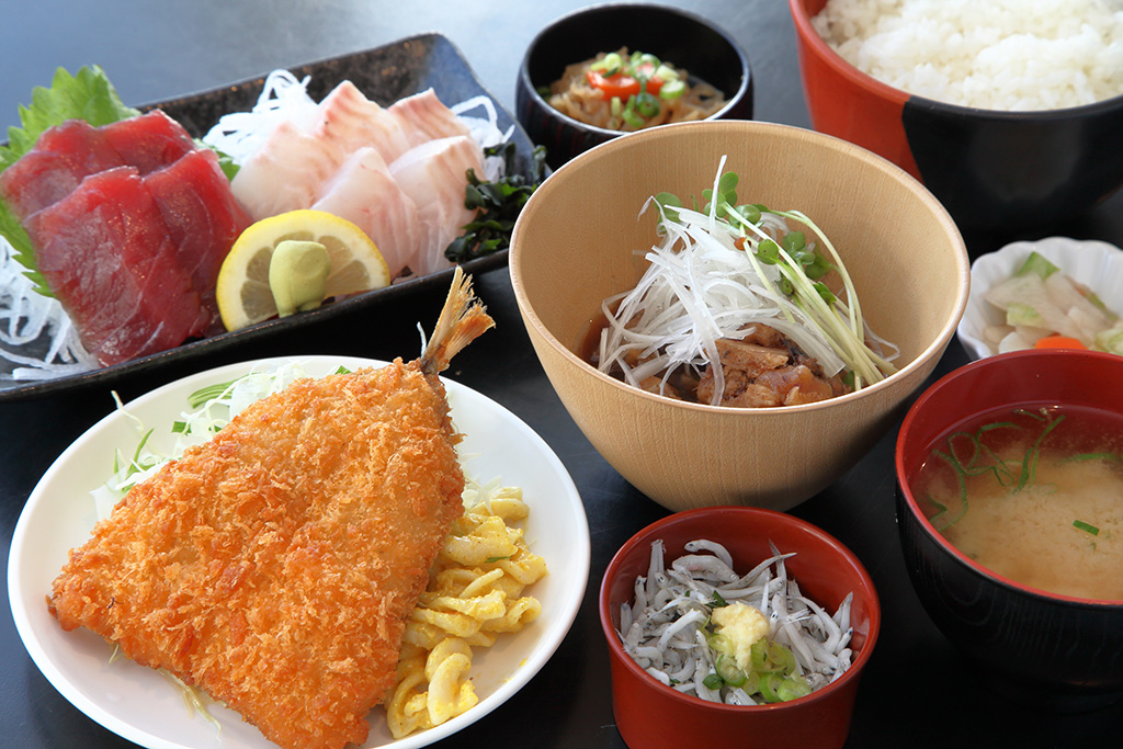 まるわ定食/まるわ食堂（神奈川県/逗子市）