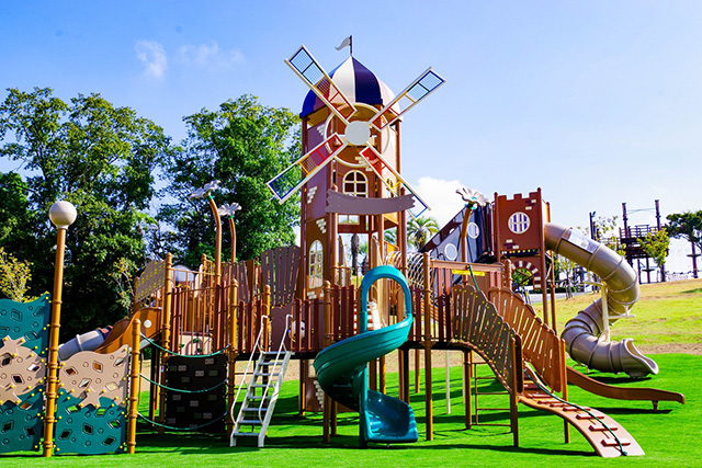 大型複合遊具「キッズ・アドベンチャータワー」／ネスタリゾート神戸（兵庫県/三木市）