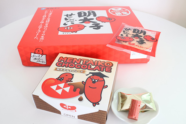 「明太子せんべい」、「明太子クランチチョコレート」/めんたいパークびわ湖（滋賀県/野洲市）