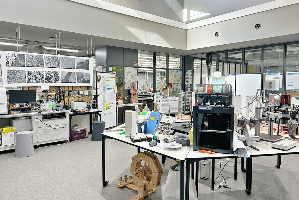 サイエンス・ラボラトリー/ドルトン東京学園中等部（東京都/調布市）