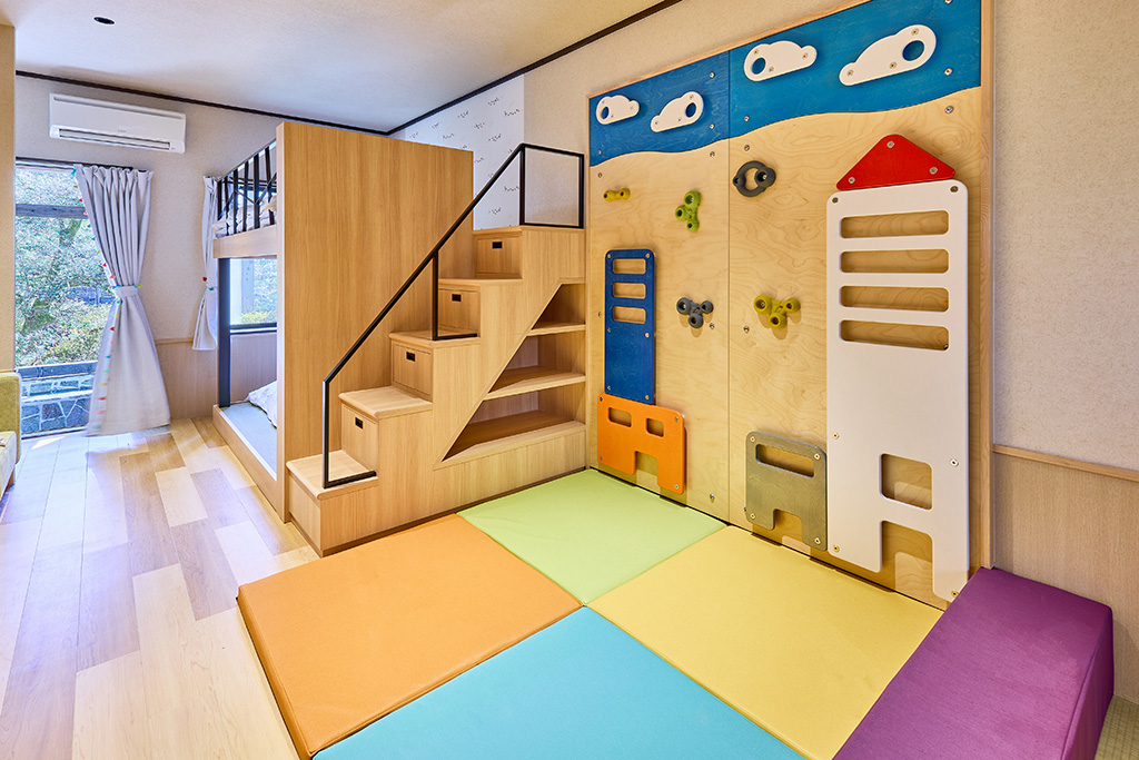 「ワクワクキッズルーム」/仙石原　露天付客室充実の宿　品の木一の湯（神奈川県／足柄下郡箱根町）