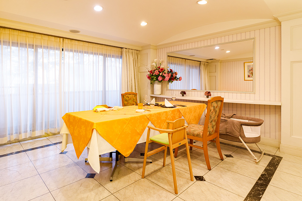 メインダイニング「La Table」の個室/ホテルサイプレス軽井沢（長野県/軽井沢町）