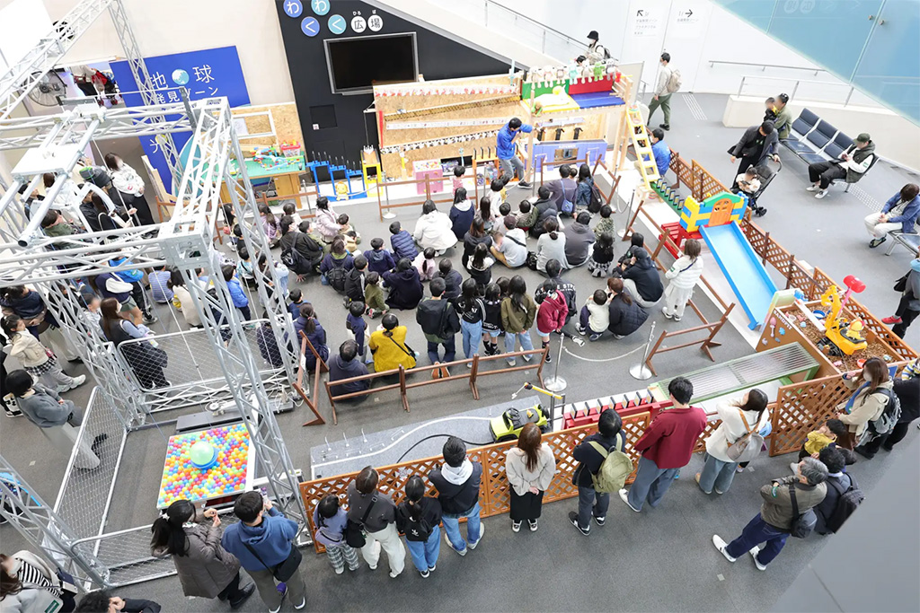 全長20m超の大型装置 ビーコロ×ゲーム展（佐賀県/武雄市）