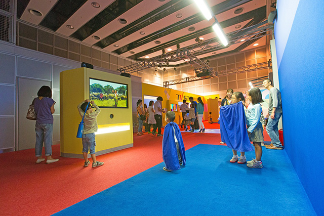 「クロマキーの合成コーナー」/キッズプラザ大阪（大阪府/大阪市）