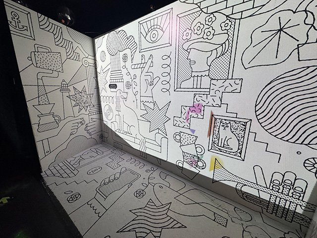 『ネオハイカラぬりえ』のコーナ/神戸ポートタワー（兵庫県/神戸市）