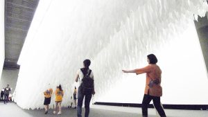 静岡・浜松科学館で特別展「ユニバーサル・ミュージアム」開催！触って感じるアートで遊ぼう