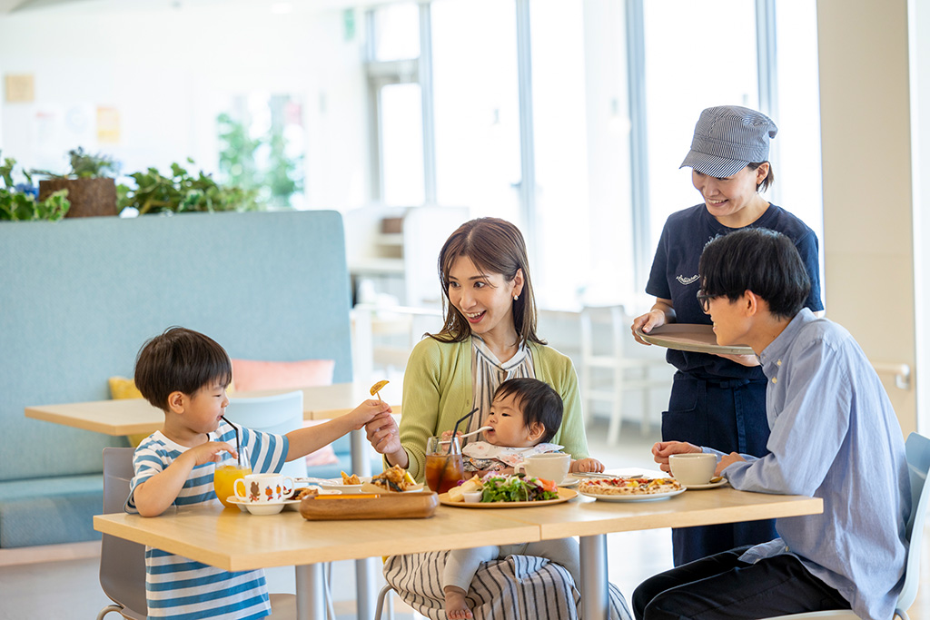 「スマイル食堂」