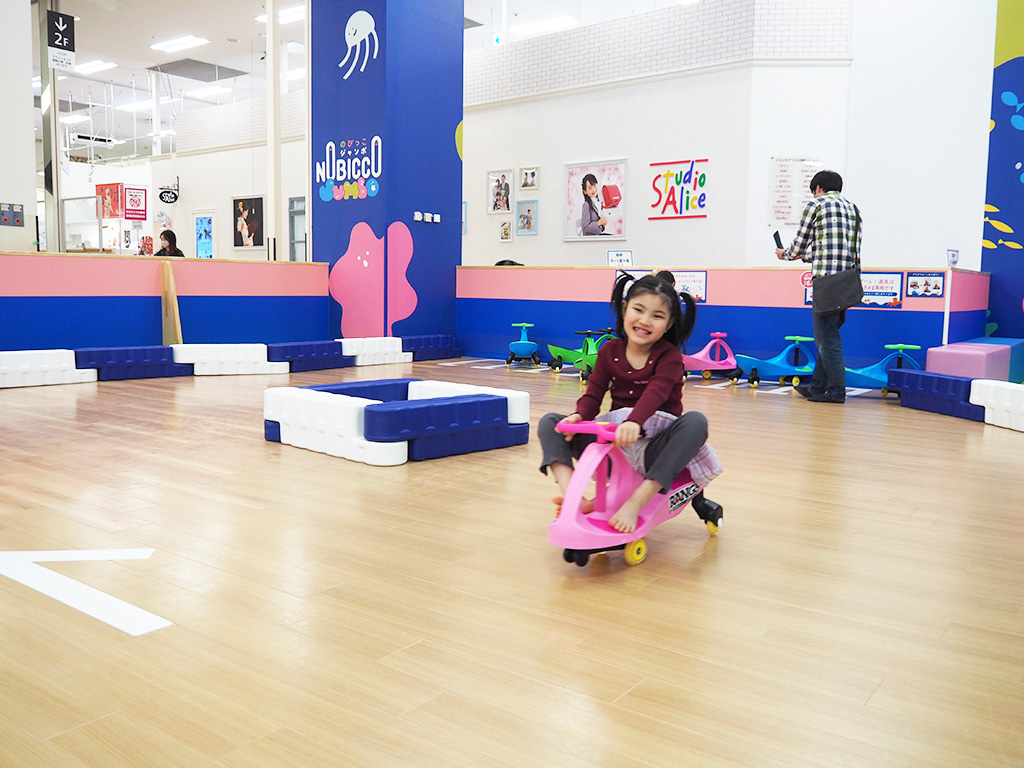 サーキットコーナー/のびっこジャンボ 津田沼店（千葉県/習志野市）