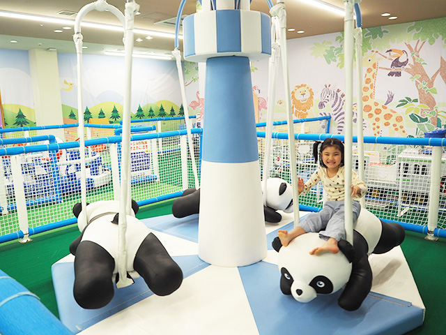 ブランコ型メリーゴーランド/キッズランドUS 千葉ユーカリが丘店（千葉県/佐倉市）