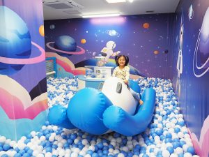 巨大な室内遊園地の子連れレポ！キッズランドUS 千葉ユーカリが丘店は平日なら1日、休日なら3時間パックが便利