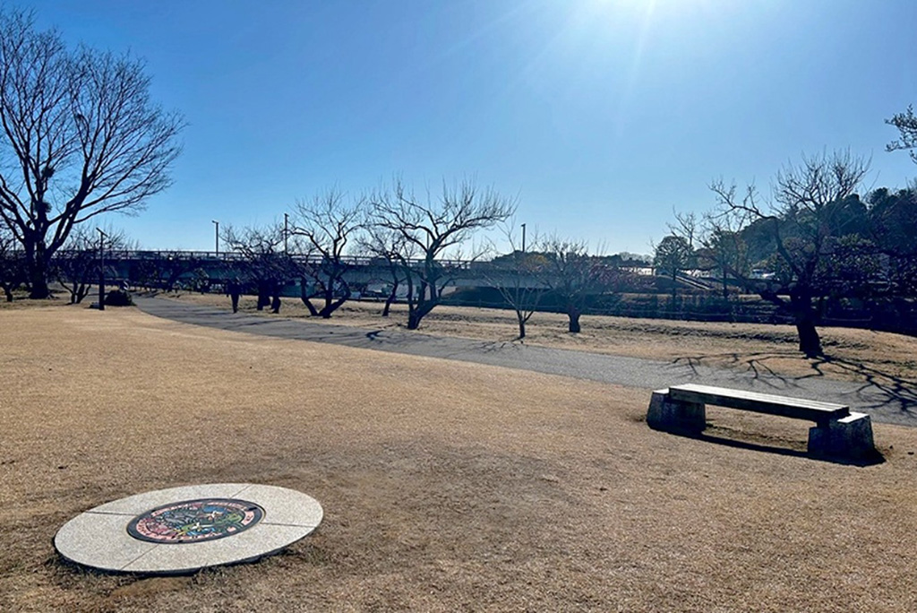 偕楽園公園のポケふた「ジャローダ・ナットレイ・ハーデリア」がある場所（茨城県／）