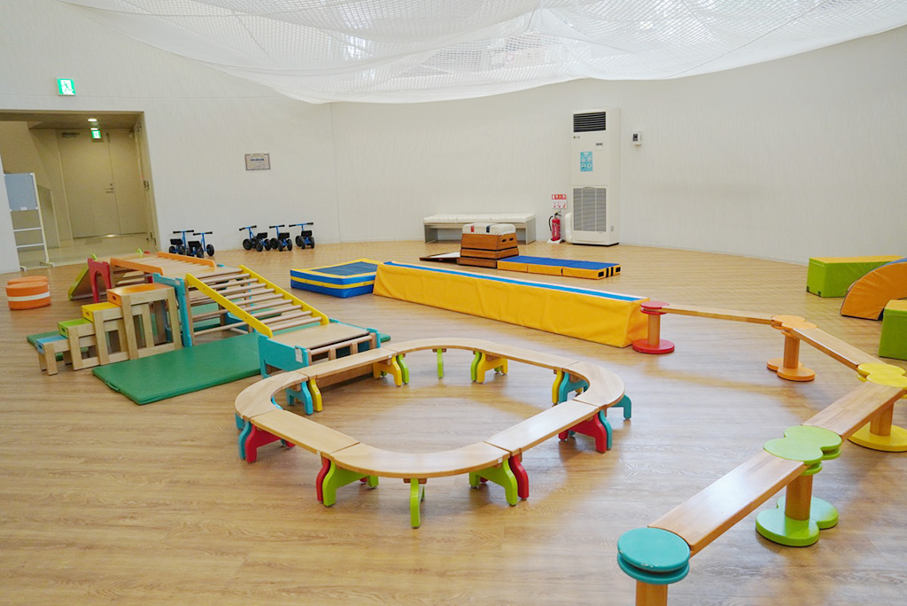 地下にある「ぐんぐんホール」/植村直己記念スポーツ公園（兵庫県/豊岡市）