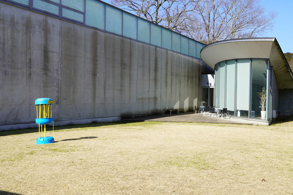 フライングディスクのある芝生エリア/植村直己記念スポーツ公園（兵庫県/豊岡市）